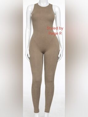 ❤️NWT SKIMS Sporty Scuba Wetsuit Swim Suit Full Length Body Nude DESERT L